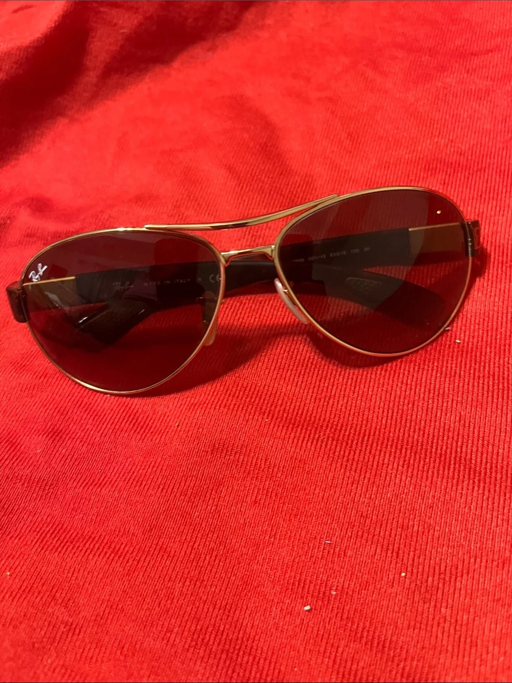 Ray-Ban iconic ray